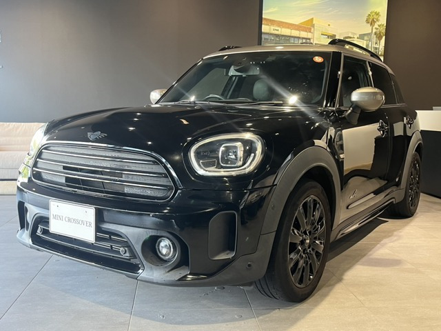 ミニクロスオーバー クーパー D オール4 シャドーエディション 4WD 