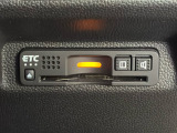 有料道路のレーン通過に便利なETC車載器を装着しています。ご利用にはセットアップが必要となります。