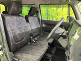 運転席シート廻りは使用感も少なく、良好な状態となっています。丁寧に使われていたことがよくわかりますね。