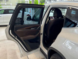 BMW Premium Selection 調布/〒182-0015東京都調布市八雲台2-14-1/TEL.042-426-1166/営業時間:10:00-18:00
