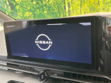 【純正9型ナビ】人気の純正ナビを装備。オーディオ機能も充実しており、Bluetooth接続すればお持ちのスマホやMP3プレイヤーの音楽を再生可能!毎日の運転がさらに楽しくなります!!
