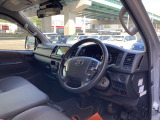 車輌買取も行なっております。商用車から普通車どのようなお車でも買い取ります!査定無料ですのでお気軽にお申し付けくださいませ♪