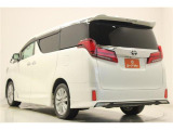 低価格で良質なお車を全社総台数2,000台以上の在庫からお選びいただけます。営業時間 10:00〜19:00