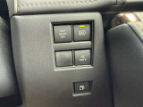 気になるお車がありましたら右の電話番号から直接お店にお問い合わせください。支払方法から車両情報、状態までなんでもご説明させて頂きます。スタッフ一同ご連絡お待ちしております。