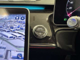 バックカメラにより駐車時の後方確認も楽にできます。