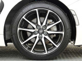 タイヤサイズ 215/45R17