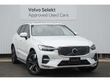 世界で初めて市販車にボルボが搭載した歩行者検知機能付フルオートブレーキをはじめ、追従型クルーズコントロール等、先進の機能を装備しています。