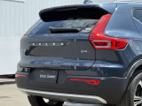 ◆バック/万が一を考え、安全性を重視する方に選ばれているVOLVO車。ドアを開閉するとその重み・厚みに驚くはず