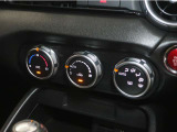 各種装備ございますので是非一度ご来店いただいて現車のご確認お願いいたします。