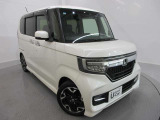 自動車保険もお任せくださいHonda自動車保険安心プランと長期プランでより一層安心をプラスしてご案内します。