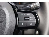 安全運転支援システムHonda SENSINGを搭載。アダプティブクルーズコントロール、車線維持など複数の先進技術で安心・快適なドライブをサポートします。