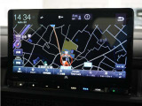 純正11.4インチHondaCONNECTナビ(LXM-247VFLi)&バックカメラが装備されているので、普段の使い勝手もロングドライブも快適です。