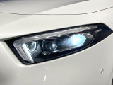 ●LEDヘッドライト:夜間走行時も良好な視界を確保し安心して運転できる高輝度LEDヘッドライトを装備!点灯速度が早く、消費電力も抑えられています。