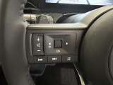 ■ステアリングスイッチ■ハンドル手元でオーディオの操作が簡単に出来ます。運転中でもナビまで手を伸ばさずに操作が出来て安心です。