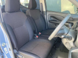 運転席からの視界もよくどなたがお乗りになられても運転しやすい車両になっていますよ