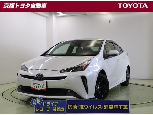 トヨタ プリウス 