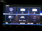 フルセグTV、ラジオ、CD/DVD再生、Bluetoothオーディオがご利用いただけます。
