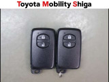 スマートキー2本付き!キーをポケットやカバンに入れておくだけでドアの施錠・開錠やエンジンスタートの操作が簡単です!