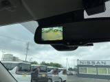 ルームミラーにバックカメラの映像映ります