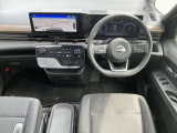 運転席周りの装備がご覧いただけます。展示場では実際にシートに座って確認していただけます。
