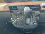 展示車両は全車 クリーニング済。 専門業者さんにて内外装ともにキレイにしてご納車いたします。 また別途、各種コーティングもうけたまわってます。