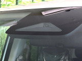【ホンダセンシング】走行中に前方の車両等を認識し、衝突しそうな時は警報とブレーキで衝突回避と被害軽減をアシスト。より安全にドライブをお楽しみいただけます。