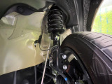 お車を安心してお乗りいただく為には、足回りの定期点検が欠かせません。サービスサポート(有償保証)では無料点検もご提供しており、安心のカーライフをお過ごしいただけるサポート体制が整っています。