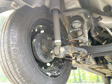 お車を安心してお乗りいただく為には、足回りの定期点検が欠かせません。サービスサポート(有償保証)では無料点検もご提供しており、安心のカーライフをお過ごしいただけるサポート体制が整っています。