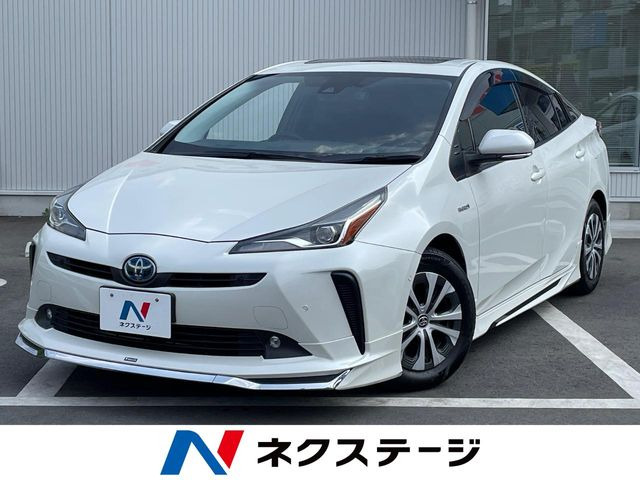 トヨタ プリウス 
