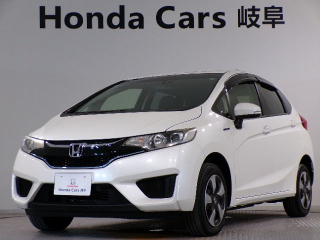 フィット 1.5 ハイブリッド Lパッケージ 4WD 