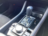 MTモード付です!MT感覚でシフトチェンジできます。MT車が少なくなってきた現在に面白さを取り入れた装備です。走る歓びを!