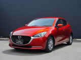 世界統一名称の『MAZDA2』となったコンパクト。「Be a Driver」のスローガンのもと、最適なドライビングポジションを提供できる室内空間と思い通りの走行性能を持った、クラスを超えたお車です!
