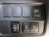 両側オートスライドドア装備!運転席やドアのスイッチ、リモコンキーでも開閉操作できるので便利ですよ!
