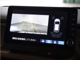◆リアワイドカメラシステム◆3種類の表示で後方確認をサポート♪セレクトレバーを「R」の位置に入れるとカメラ画像に切り替え。ノーマルビューでは従来のリアカメラと同様の標準的なビューで表示します!