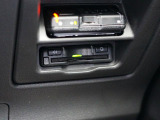 ETC車載器搭載です。スマートICも増えてきており、必須装備といって良い便利装備です。