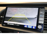 バックカメラが装備されており、後方の安全確認はもちろんのこと狭い場所での駐車や雨の日・夜間など視界の悪いコンディションでのストレスの軽減にもなります!