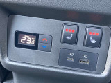 後部座席シートヒーター、エアコン調整可能です!
