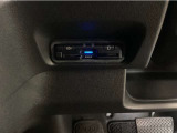 指定工場併設で末永く品質を保ちます。12ヶ月点検や車検はもちろんのこと、国家資格整備士によるお車のアドバイスも致します。
