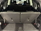 ゆったりとしたトランクルームでございます。たくさんのお荷物の車載が可能でございます。