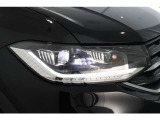 LEDヘッドライト+LEDテールランプ付き。高い視認性を確保しながら、消費電力の少なさと長寿命を実現させた次世代のライトです。