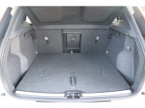 XC40 Ultra B3/社用車/初度登録2026年5月/走行距離300キロ/サンドデューンM/チャコール本革/クリスタルシフト/harman/kardon
