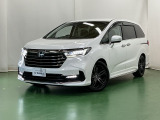 新しいハイブリッドシステムe:HEVは市街地走行では電気自動車に近いハイブリッドシステムでモーターが主役で走行します。充電の為にエンジンが始動しても優れた遮音性能で車内はとても静かで快適です