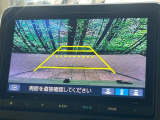 【バックカメラ】駐車時に後方がリアルタイム映像で確認できます。大型商業施設や立体駐車場での駐車時や、夜間のバック時に大活躍!運転スキルに関わらず、今や必須となった装備のひとつです!