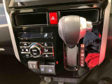 納車前にはプロのメカニックが、各部の点検を行います。ディーラーにしか出来ない品質、そしてサービスできっと満足していただけると思います!
