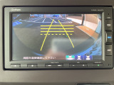 バックカメラ装備で車庫入れも楽々安心です。