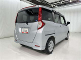 荷物も積めて小回りもききます。街乗りには便利なお車です!