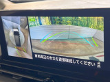 【アラウンドビューモニター】専用のカメラにより、上から見下ろしたような視点で360度クルマの周囲を確認することができます☆死角部分も確認しやすく、狭い場所での切り返しや駐車もスムーズに行えます。