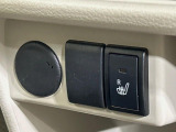 【シートヒーター】寒い日に重宝するシートヒーター!エアコンより早く温まってくれるので寒がりの人も安心ですね♪エアコンの温風は乾燥するから苦手、という方にもをおすすめです。