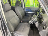 運転席シート廻りは使用感も少なく、良好な状態となっています。丁寧に使われていたことがよくわかりますね。