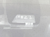 【トヨタセーフティセンス】走行中に前方の車両等を認識し、衝突しそうな時は警報とブレーキで衝突回避と被害軽減をアシスト。より安全にドライブをお楽しみいただけます。